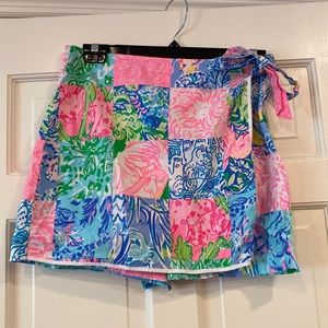 Lilly Pulitzer shorts. Size 6